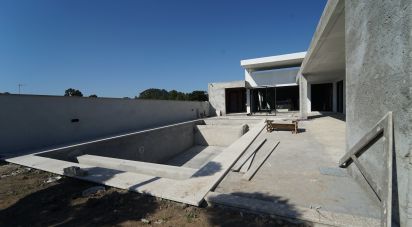 Maison T4 à Antas de 411 m²