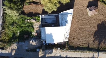 Maison T3 à Palmeira de Faro e Curvos de 230 m²