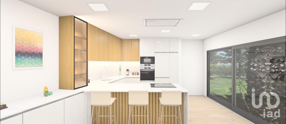 Maison T3 à Palmeira de Faro e Curvos de 230 m²