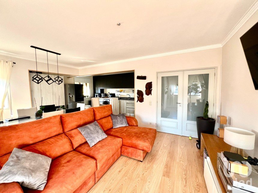 Apartamento T3 em Mafamude e Vilar do Paraíso de 92 m²