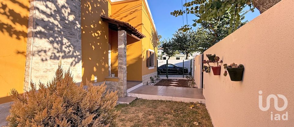 Moradia T2 em Pinhal Novo de 140 m²