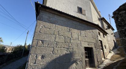 House T5 in Telões of 350 m²