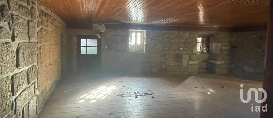 Moradia T5 em Telões de 350 m²