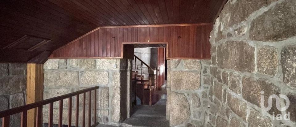 Moradia T5 em Telões de 350 m²