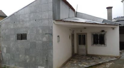 House T2 in Sanfins do Douro of 136 m²