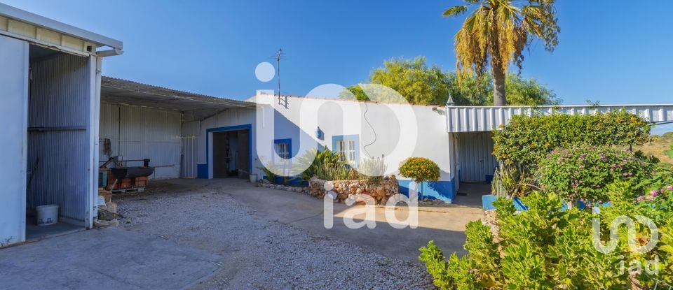 Moradia T1 em Alcantarilha e Pêra de 75 m²