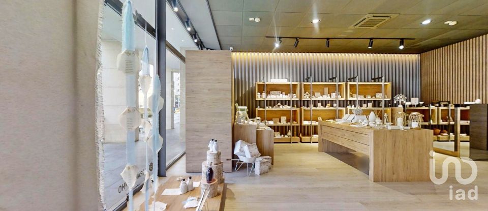 Boutique/Local commercial à Cidade da Maia de 97 m²