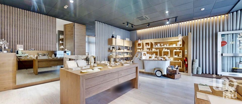 Boutique/Local commercial à Cidade da Maia de 97 m²