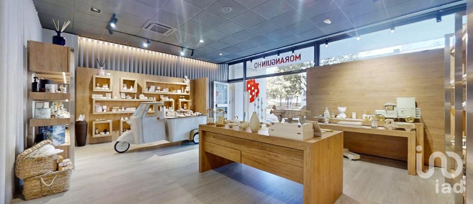 Boutique/Local commercial à Cidade da Maia de 97 m²