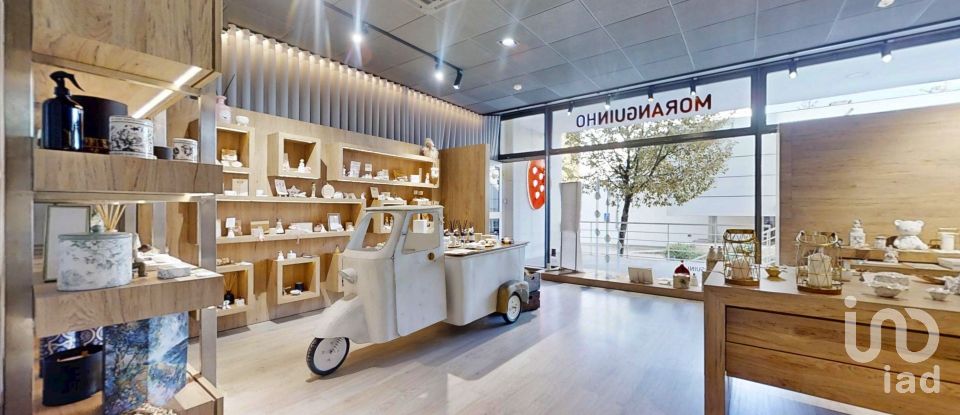 Boutique/Local commercial à Cidade da Maia de 97 m²