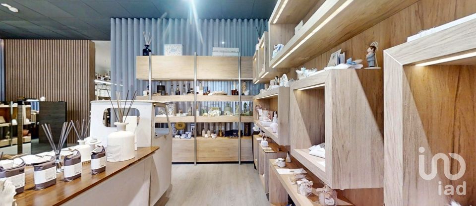Boutique/Local commercial à Cidade da Maia de 97 m²
