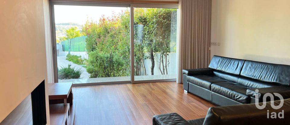 Moradia T3 em Macieira de 151 m²