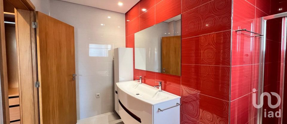 Moradia T3 em Macieira de 151 m²