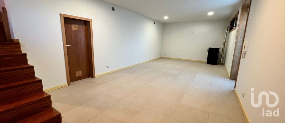 Moradia T3 em Macieira de 151 m²