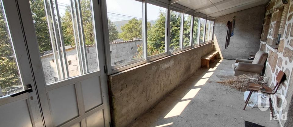 Casa de Campo T3 em Castro Laboreiro e Lamas de Mouro de 440 m²