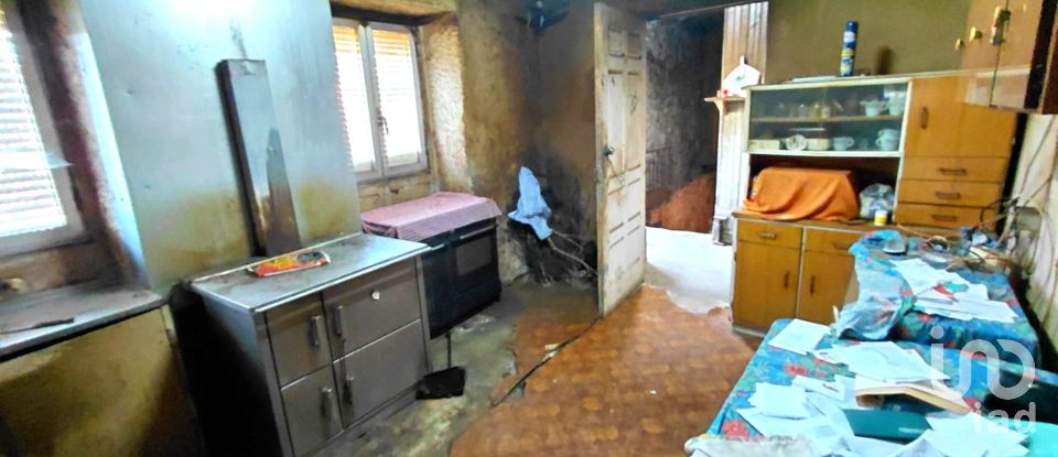 Casa de Campo T3 em Castro Laboreiro e Lamas de Mouro de 440 m²