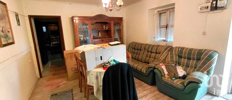 Casa de Campo T3 em Castro Laboreiro e Lamas de Mouro de 440 m²