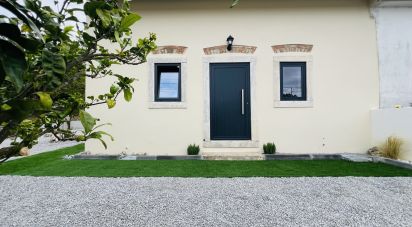 Maison T2 à Porto de Mós - São João Baptista e São Pedro de 112 m²