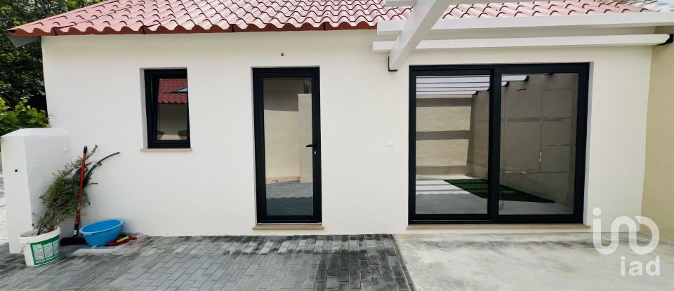 Moradia T2 em Porto de Mós - São João Baptista e São Pedro de 112 m²