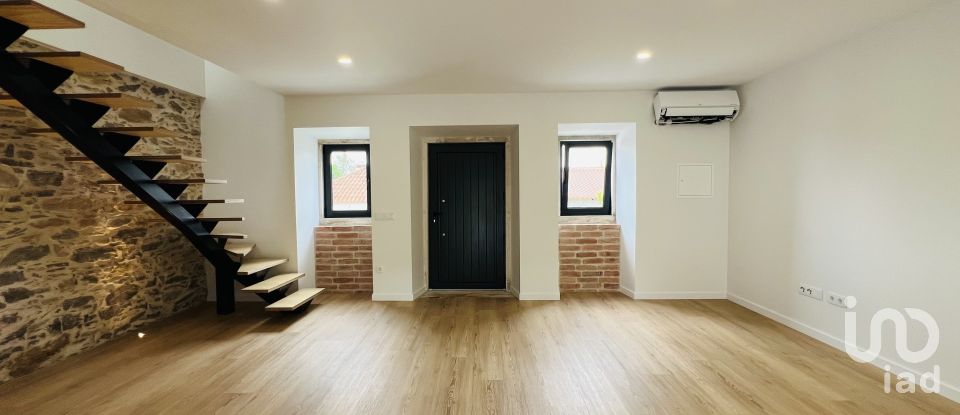 Moradia T2 em Porto de Mós - São João Baptista e São Pedro de 112 m²