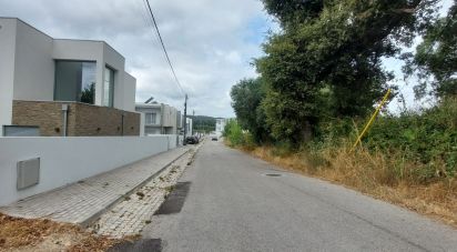 Terrain à Marrazes e Barosa de 1 180 m²