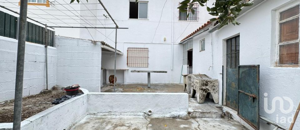 Immeuble à Assumar de 86 m²