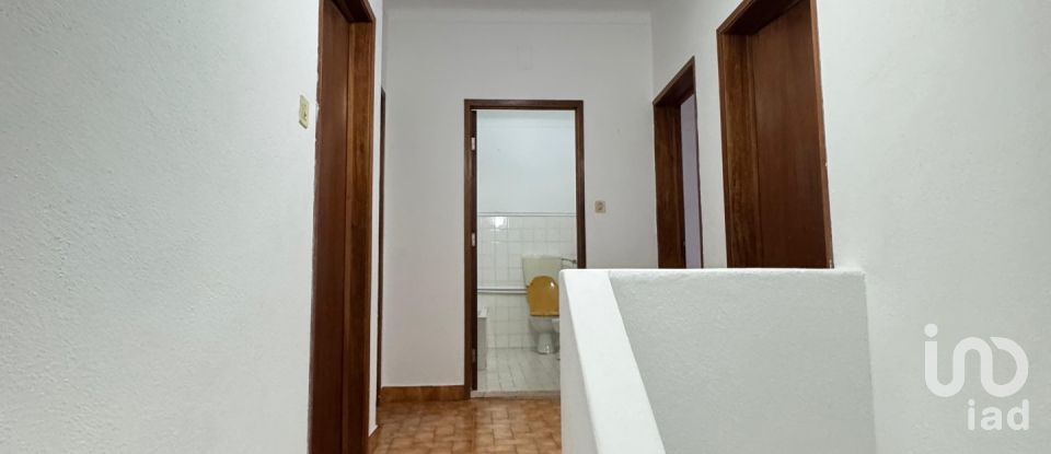 Immeuble à Assumar de 86 m²