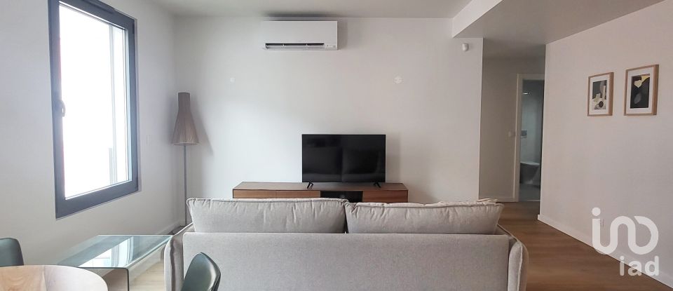 Appartement T2 à Alcântara de 84 m²