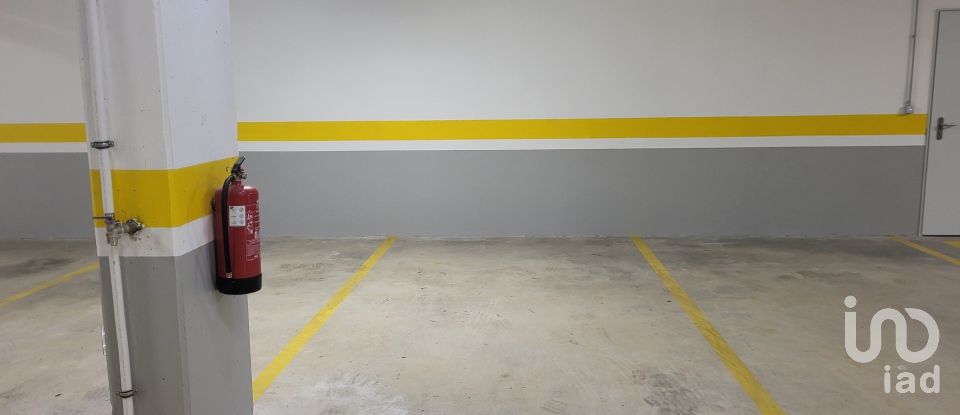 Appartement T2 à Alcântara de 84 m²