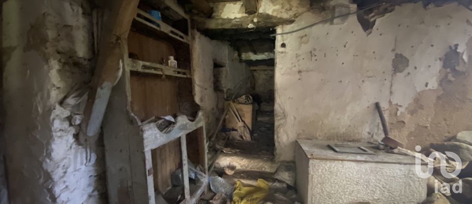 Moradia T3 em Porto de Mós - São João Baptista e São Pedro de 387 m²