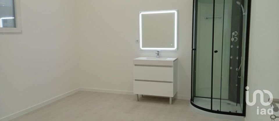 Shop / premises commercial in Alto do Seixalinho, Santo André e Verderena of 204 m²