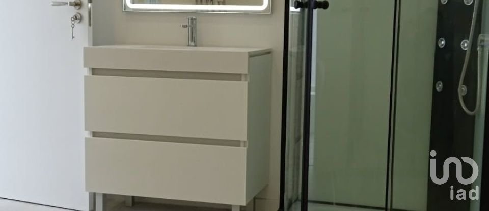 Shop / premises commercial in Alto do Seixalinho, Santo André e Verderena of 204 m²