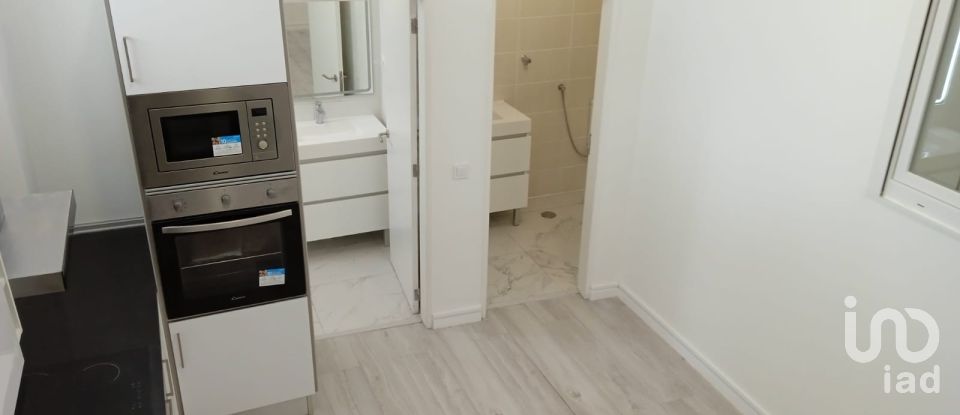 Shop / premises commercial in Alto do Seixalinho, Santo André e Verderena of 204 m²