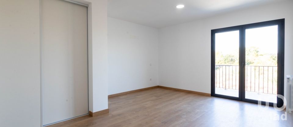 Casa T4 em Arcos e Mogofores de 416 m²