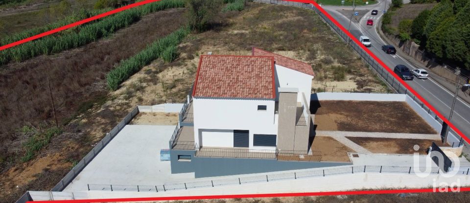 Casa T4 em Arcos e Mogofores de 416 m²