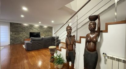 Maison T3 à Tamel (São Veríssimo) de 240 m²