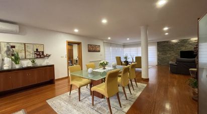 Maison T3 à Tamel (São Veríssimo) de 240 m²