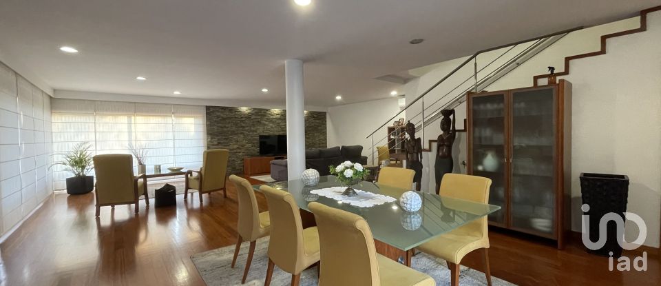 Maison T3 à Tamel (São Veríssimo) de 240 m²