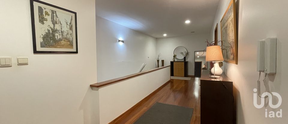 Maison T3 à Tamel (São Veríssimo) de 240 m²