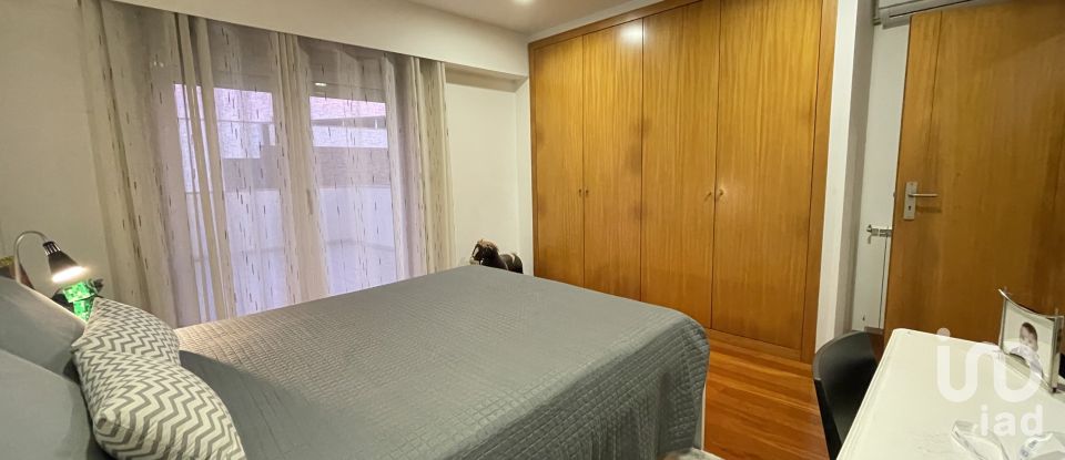 Maison T3 à Tamel (São Veríssimo) de 240 m²