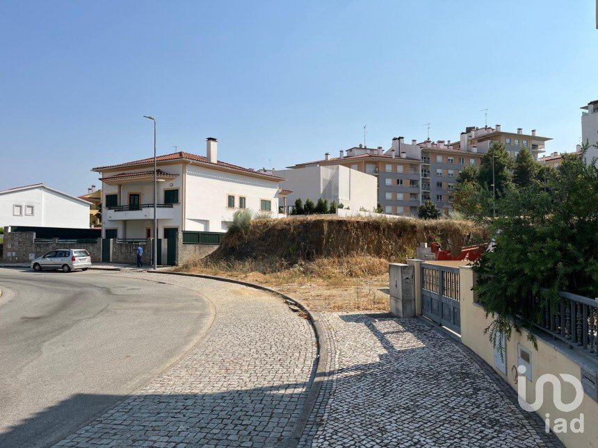 Terreno em Castelo Branco de 360 m²