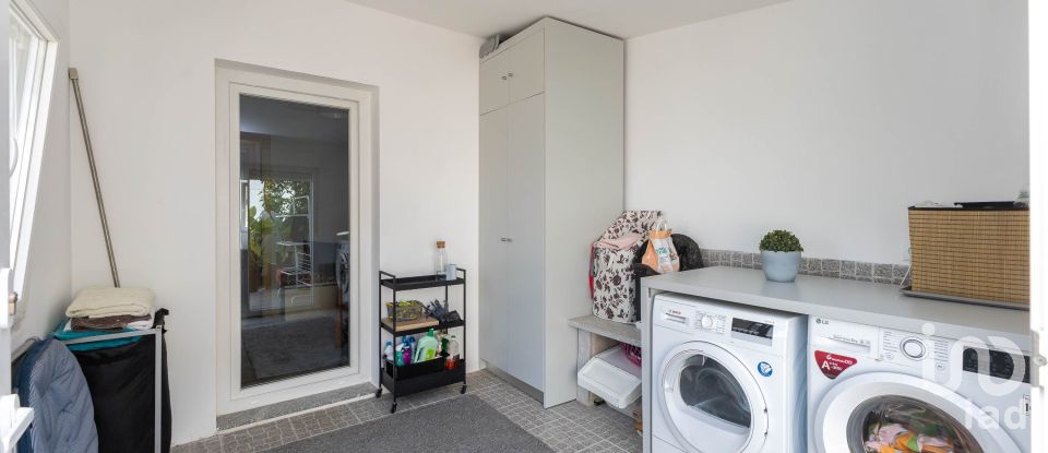 Maison T2 à Custóias, Leça do Balio e Guifões de 84 m²