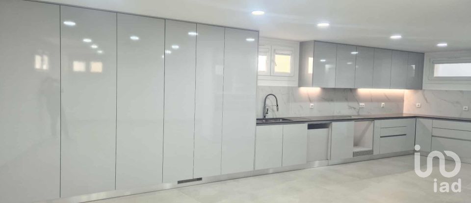 Maison T5 à Valado dos Frades de 230 m²