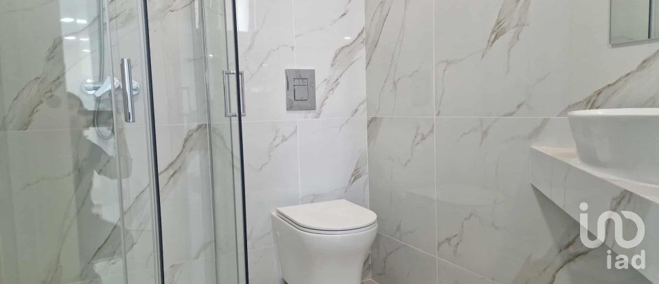 Maison T5 à Valado dos Frades de 230 m²