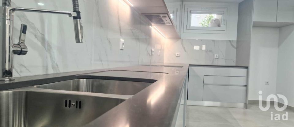 Maison T5 à Valado dos Frades de 230 m²