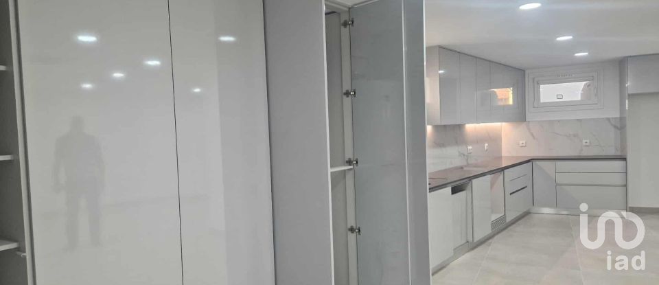 Maison T5 à Valado dos Frades de 230 m²