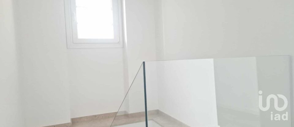 Maison T5 à Valado dos Frades de 230 m²