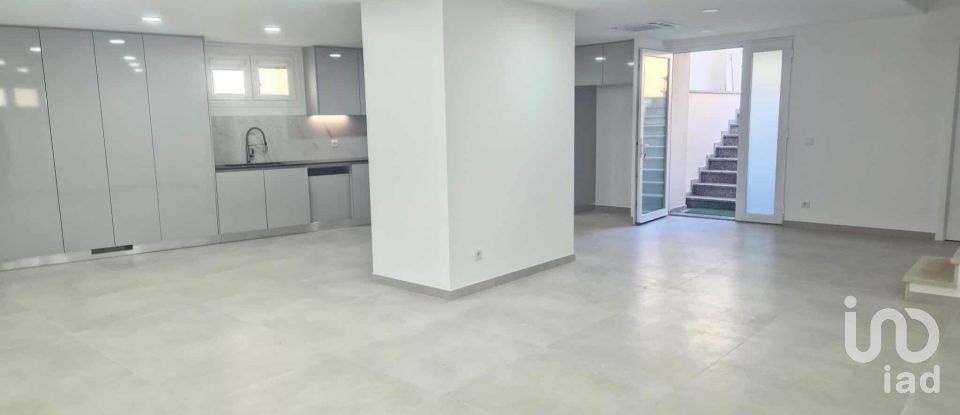 Maison T5 à Valado dos Frades de 230 m²