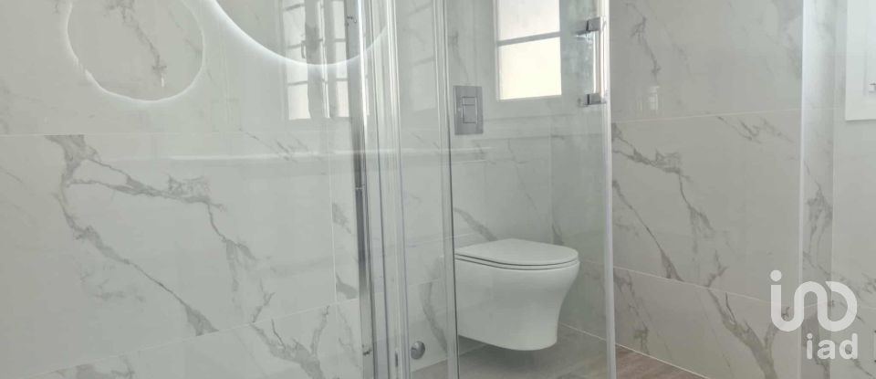 Maison T5 à Valado dos Frades de 230 m²