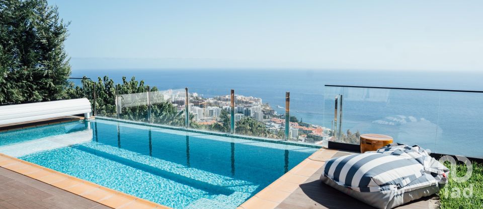 Moradia T4 em São Martinho de 300 m²